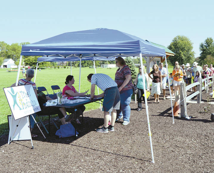 Trees Indiana helps rebuild Huntertown’s canopy News, Sports, Jobs